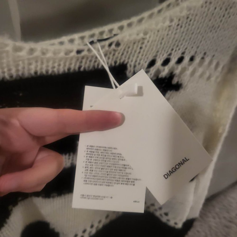 NWT DIAGONAL Korean Loose Color Mix Knit Black One Size - Picture 5 of 5